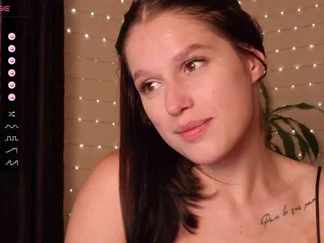 _Eliisssbc_ webcam