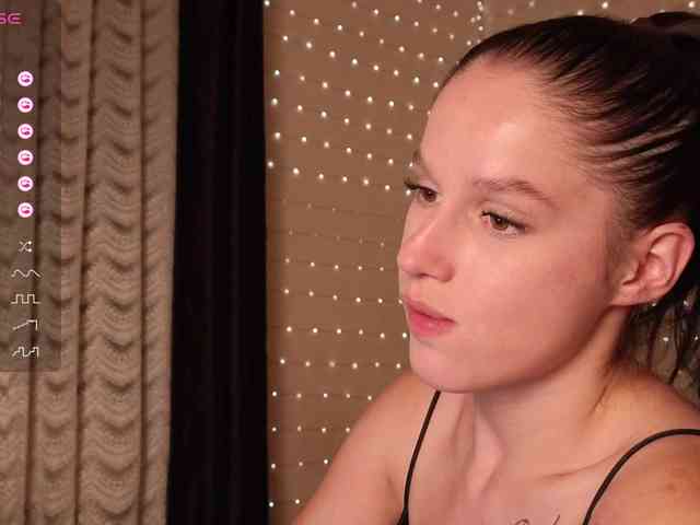 naughty chatroom Anochkafoxgirl-1