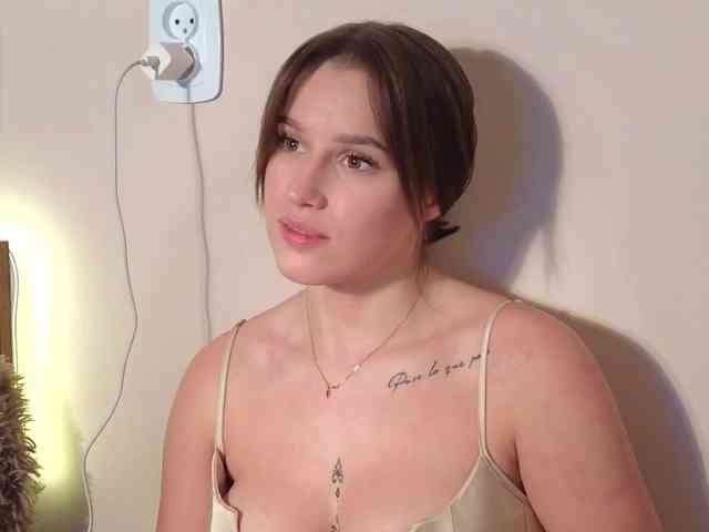 _Alyaaaaa_bc_ webcam