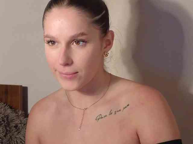 _Alyaaaaa_bc_ webcam