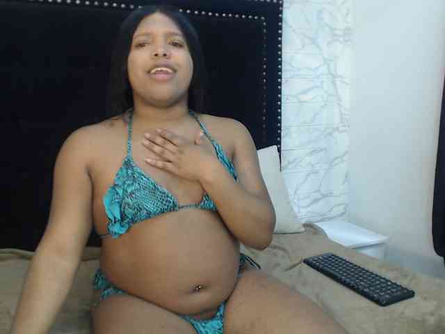 Shanayakops Live Webcam on BongaCams