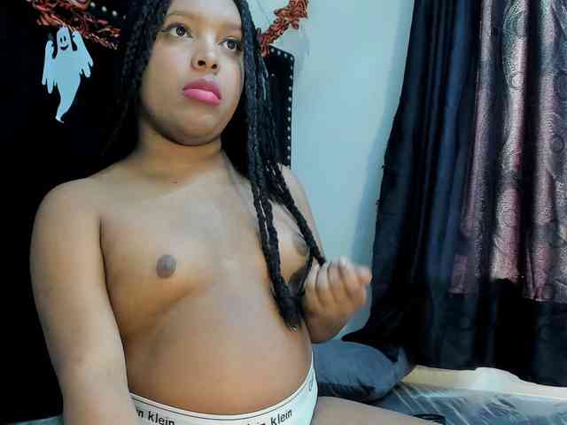 Shanayakops Live Webcam on BongaCams