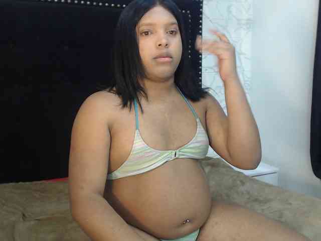 Shanayakops Live Webcam on BongaCams