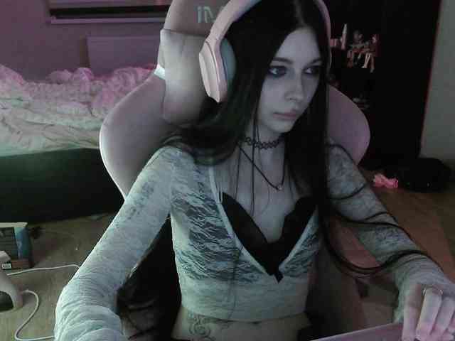 dolls_tear webcam