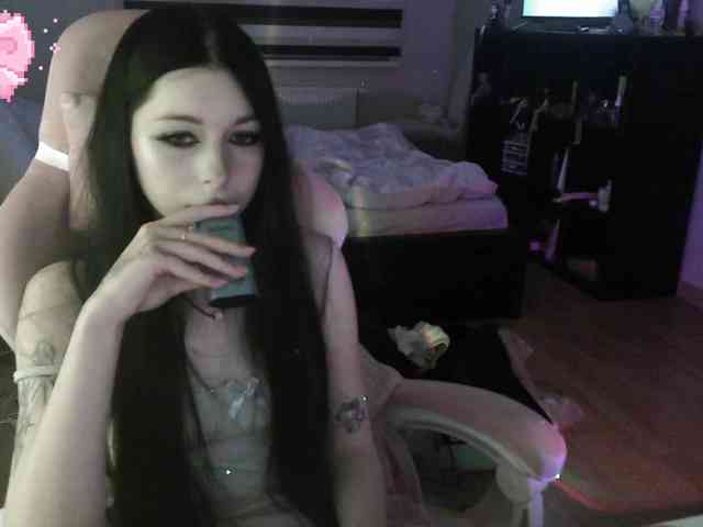 dolls_tear webcam