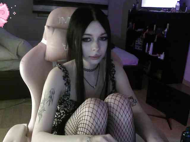dolls_tear webcam