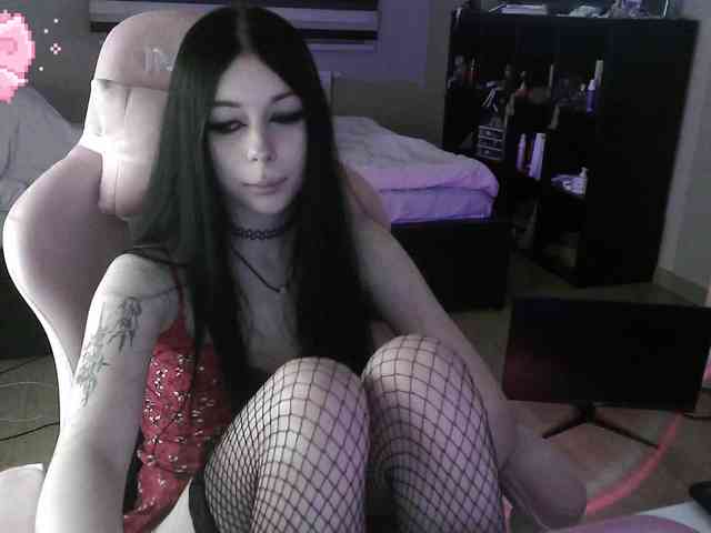 dolls_tear webcam