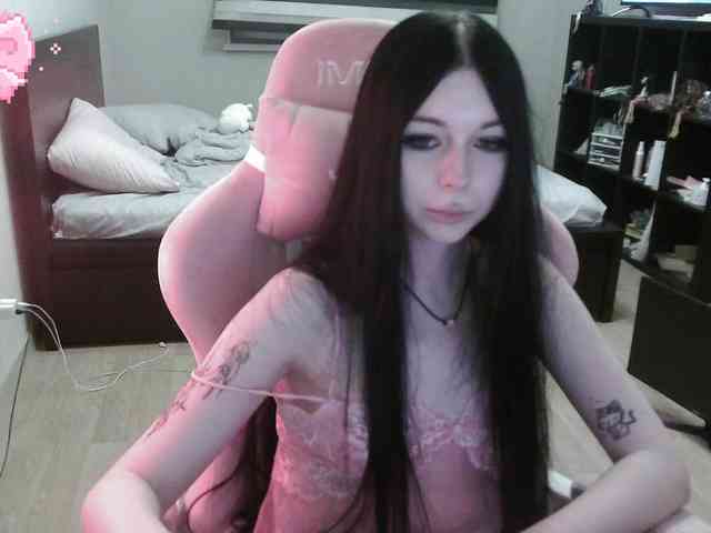 dolls_tear webcam