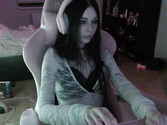 dolls_tear webcam