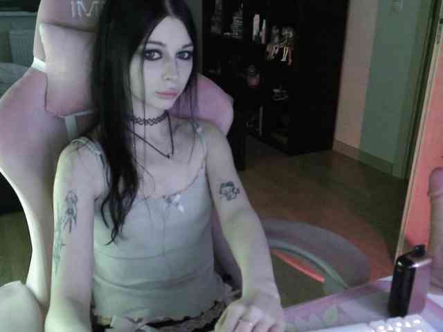 dolls_tear webcam