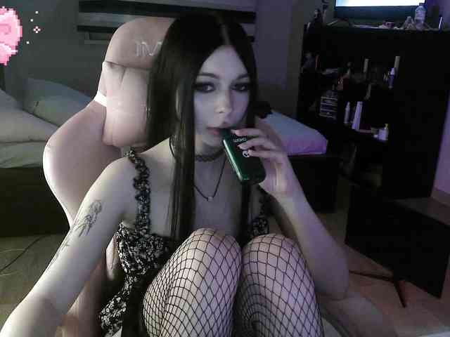 dolls_tear webcam