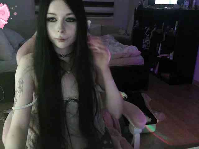 dolls_tear webcam