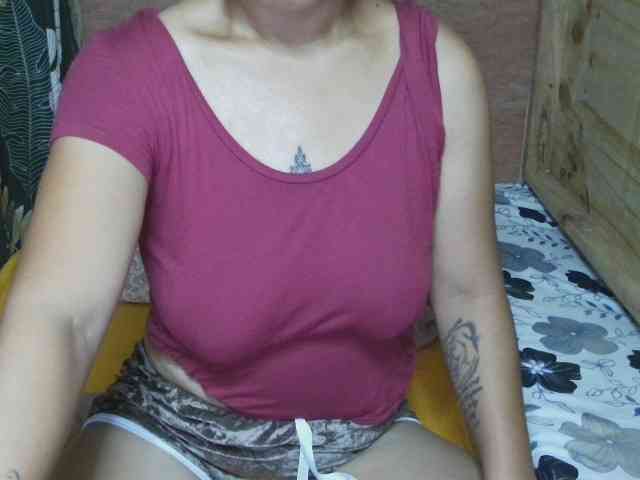 matureluverr38 webcam