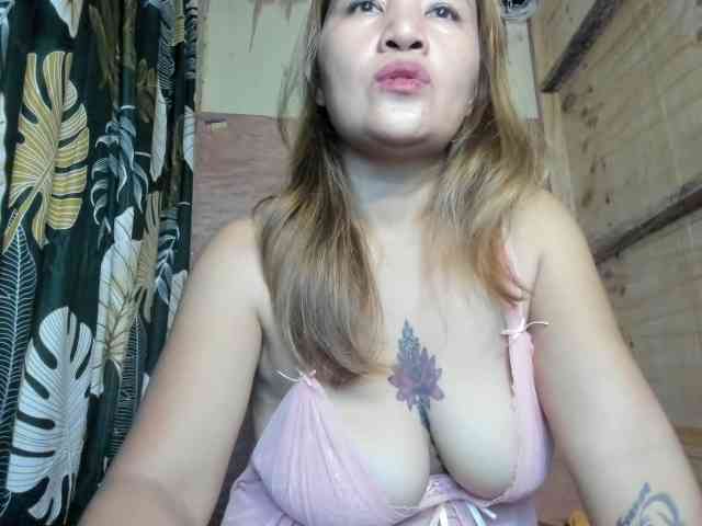 matureluverr38 webcam