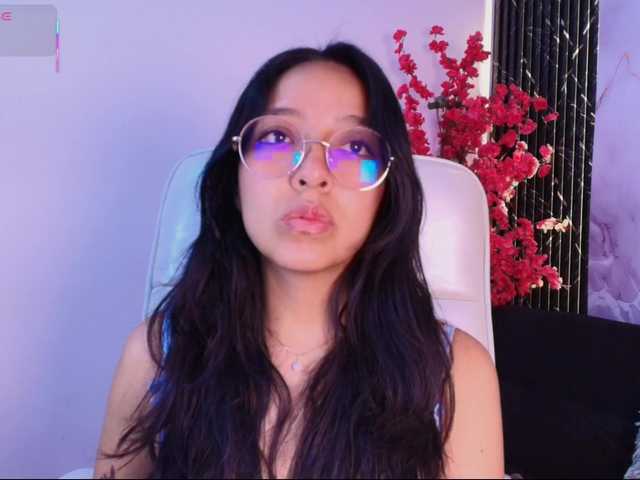 Valery-wang's BongaCams show and profile