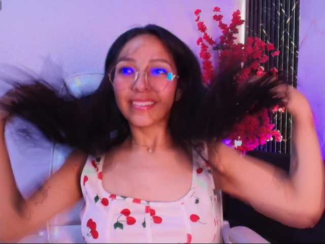 Valery-wang's BongaCams show and profile