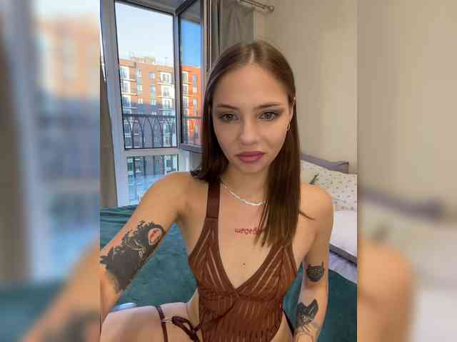 Emmagoodgirl webcam