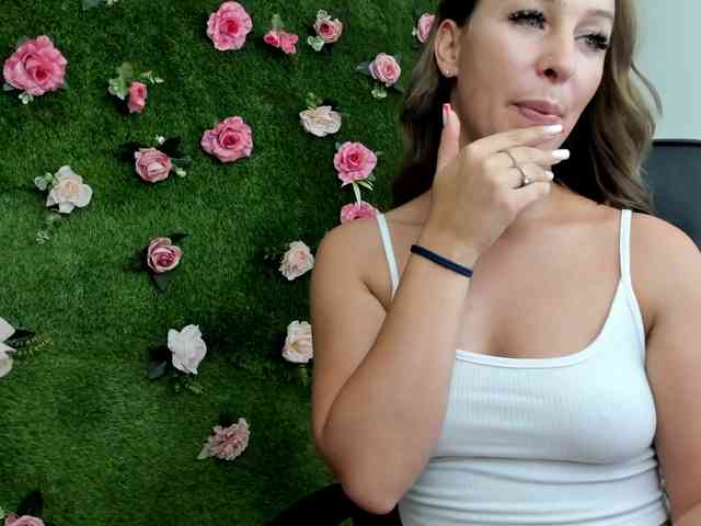 MiaSparkk webcam