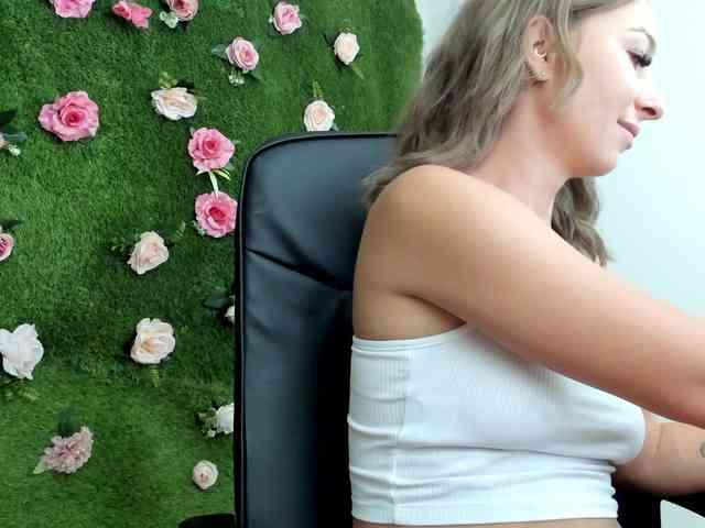 MiaSparkk webcam