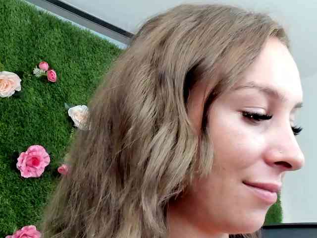 MiaSparkk webcam