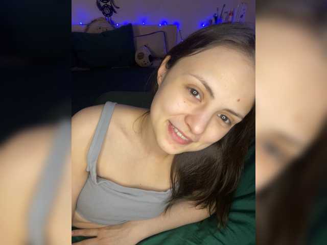 SilverSaya's BongaCams show and profile