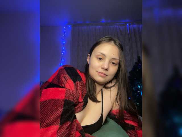 SilverSaya's BongaCams show and profile