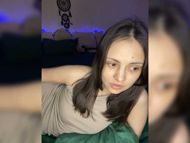 SilverSaya's BongaCams show and profile