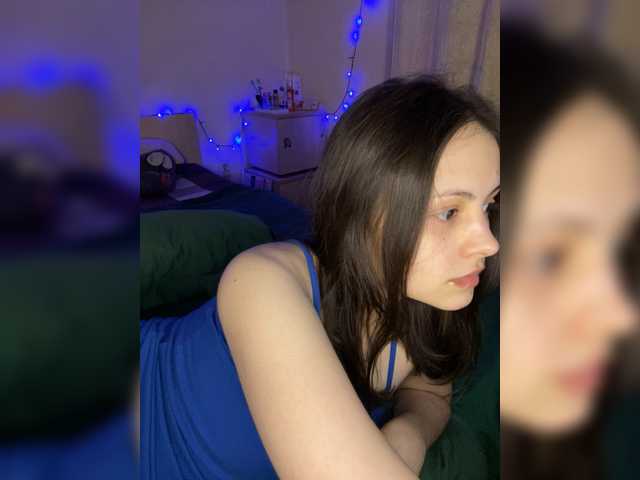 SilverSaya's BongaCams show and profile