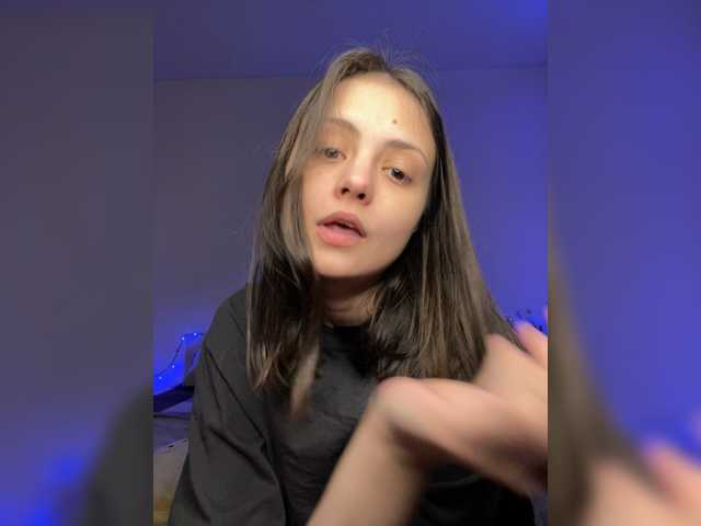 SilverSaya's BongaCams show and profile