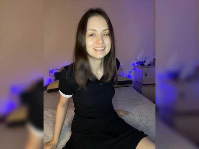 SilverSaya's BongaCams show and profile