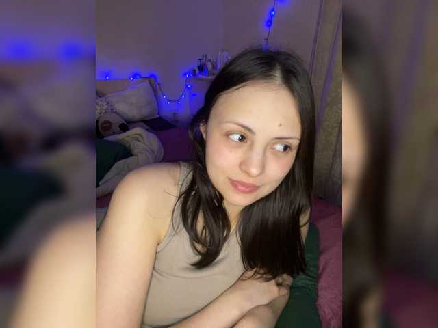 SilverSaya's BongaCams show and profile