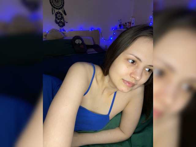 SilverSaya's BongaCams show and profile