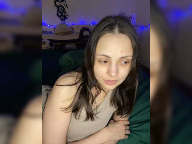 SilverSaya's BongaCams show and profile