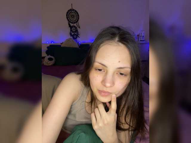 SilverSaya's BongaCams show and profile