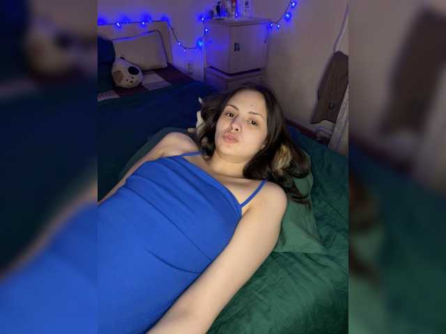 SilverSaya's BongaCams show and profile