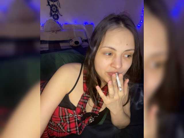 SilverSaya's BongaCams show and profile