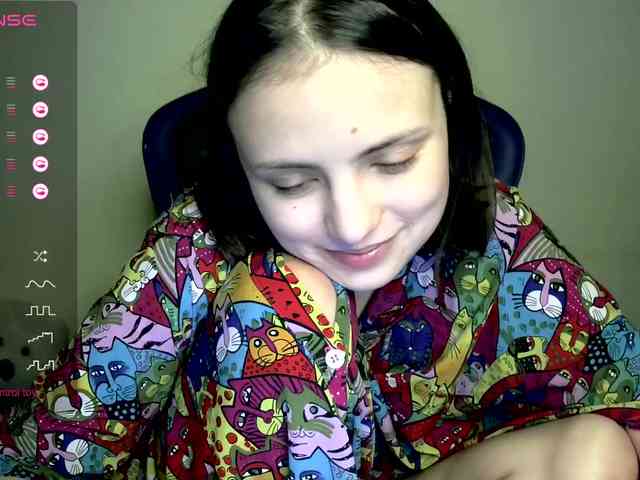 SilverSaya webcam