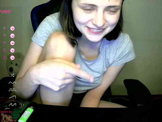 SilverSaya webcam