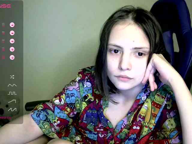 SilverSaya webcam