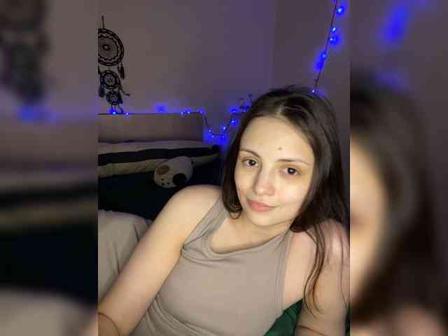 SilverSaya Live Webcam on BongaCams