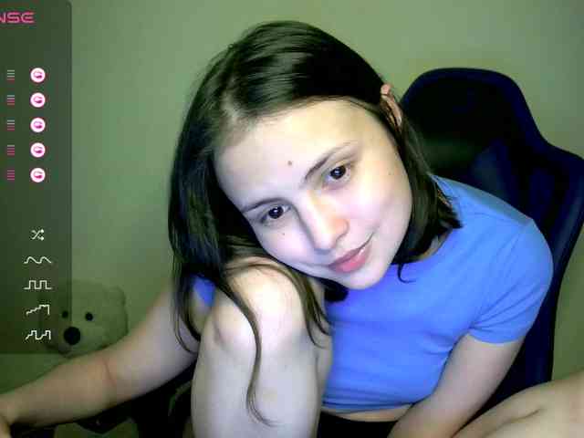 SilverSaya webcam