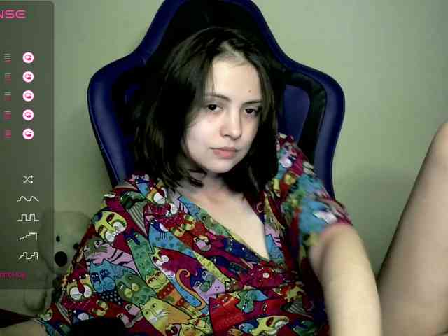 SilverSaya webcam