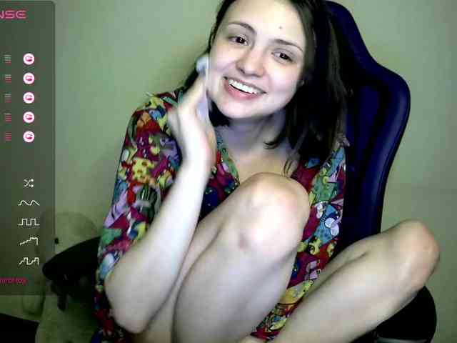 SilverSaya webcam