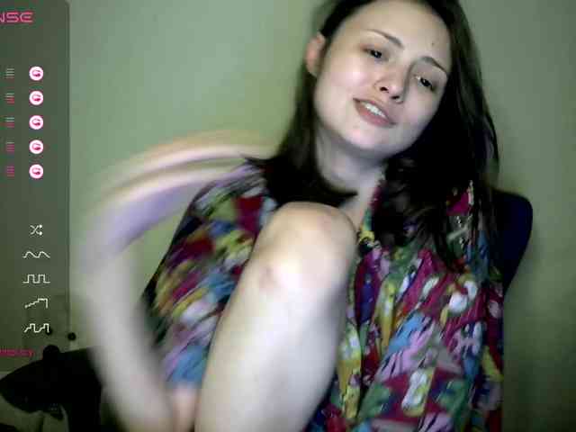 SilverSaya's webcam live show