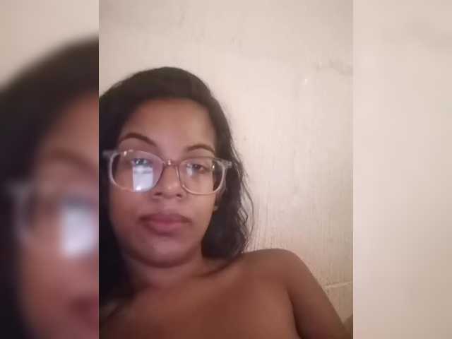 IndianBeaut's BongaCams show and profile