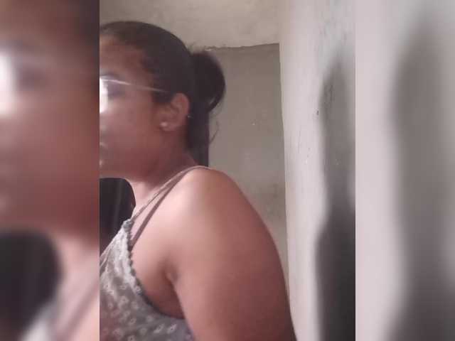 IndianBeaut's BongaCams show and profile