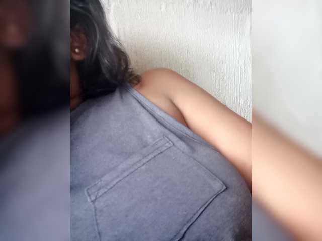 IndianBeaut's BongaCams show and profile