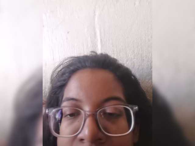 IndianBeaut's BongaCams show and profile