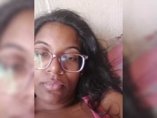 IndianBeaut's BongaCams show and profile