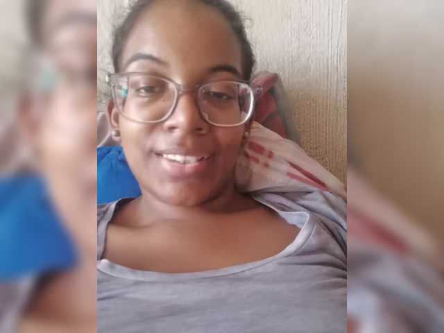 IndianBeaut's BongaCams show and profile